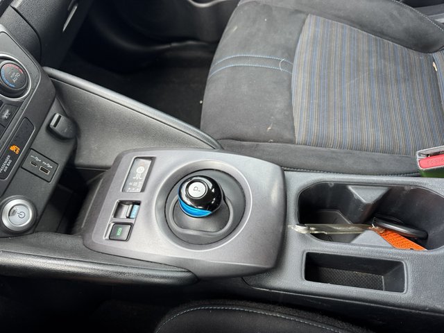 2023 Nissan LEAF S