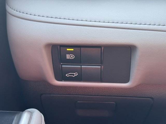 2022 Toyota Highlander XLE FWD