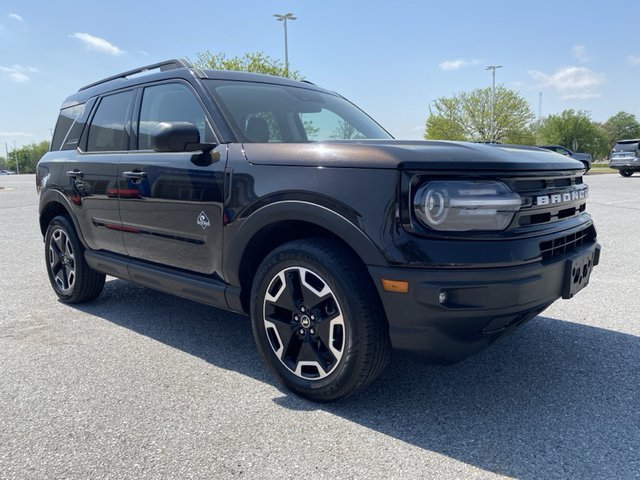 2021 Ford Bronco Outer Banks 4WD Sport