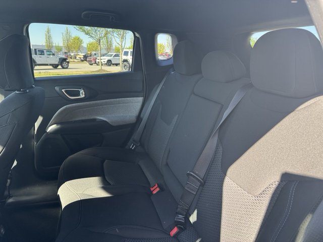 2025 Jeep Compass Sport 4WD
