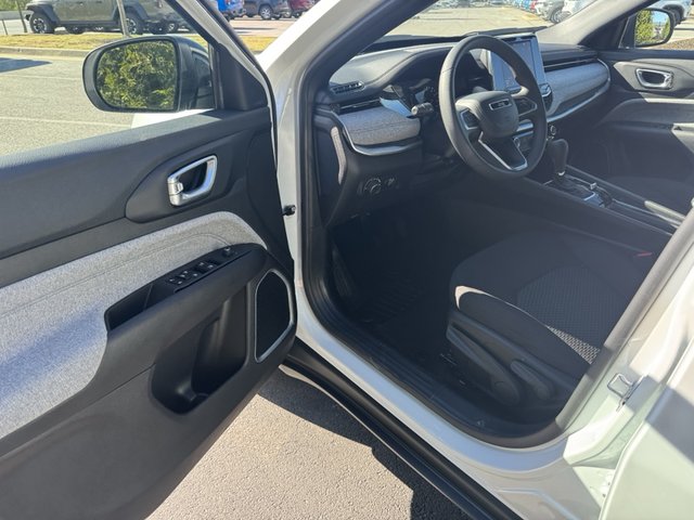 2025 Jeep Compass Sport 4WD