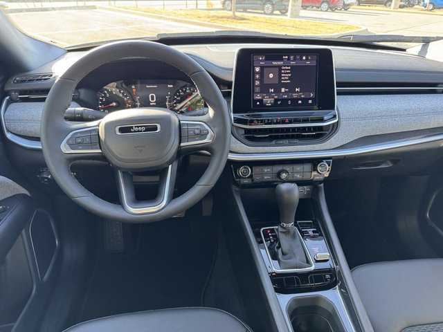 2025 Jeep Compass Latitude 4WD