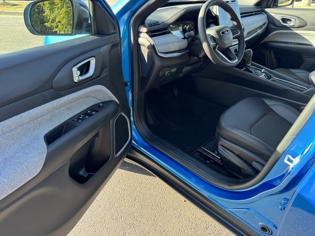 2025 Jeep Compass Latitude 4WD
