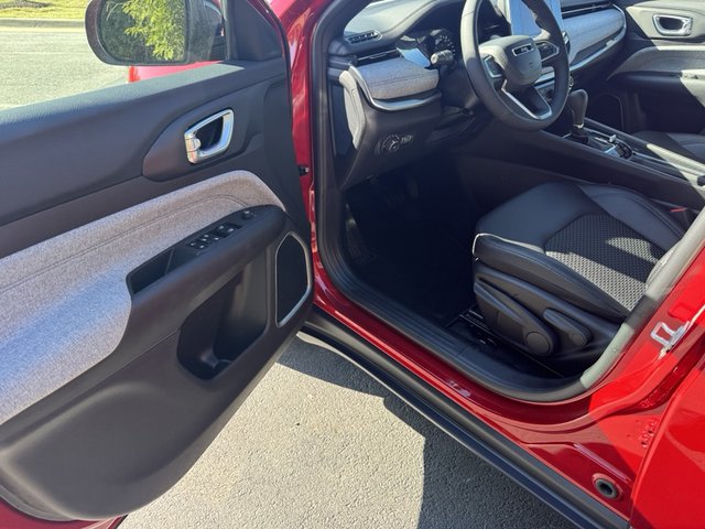2025 Jeep Compass Latitude 4WD