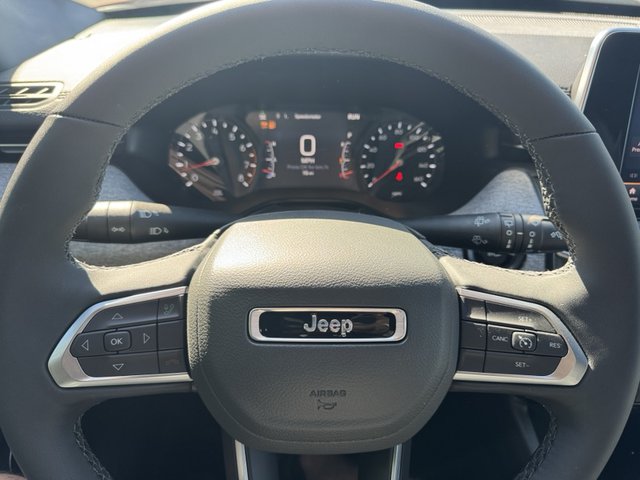 2025 Jeep Compass Latitude 4WD