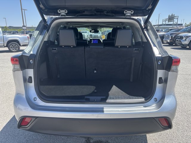 2023 Toyota Highlander XLE FWD