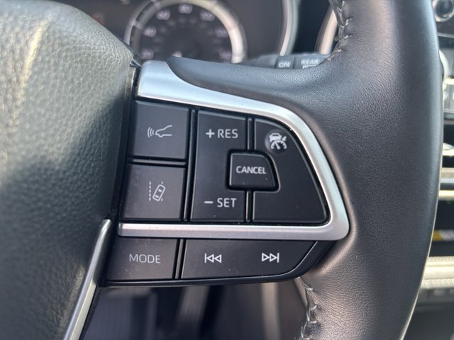 2023 Toyota Highlander XLE FWD
