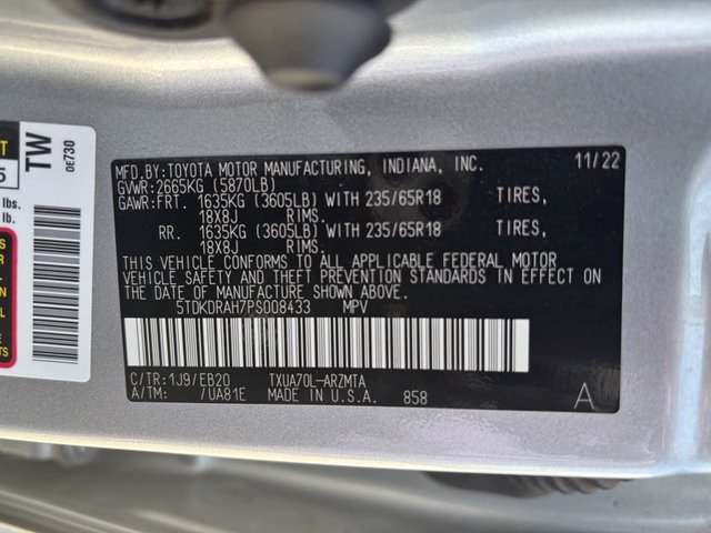 2023 Toyota Highlander XLE FWD