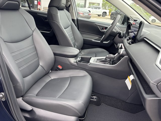 2025 Toyota RAV4 XLE Premium FWD