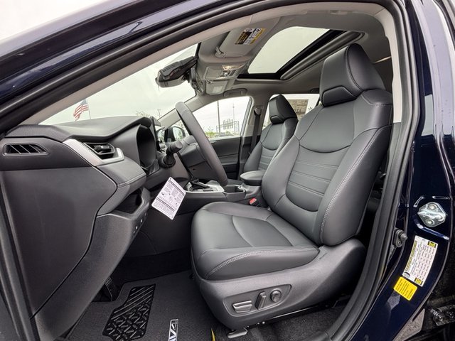 2025 Toyota RAV4 XLE Premium FWD