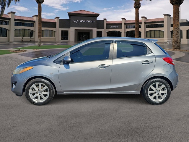 2011 Mazda Mazda2 Touring