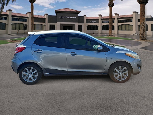 2011 Mazda Mazda2 Touring