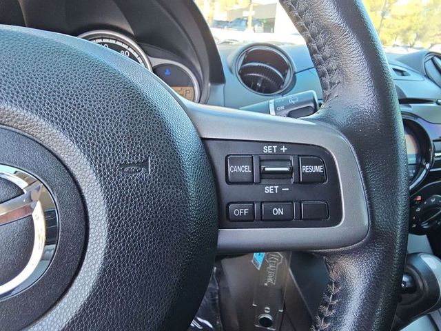 2011 Mazda Mazda2 Touring