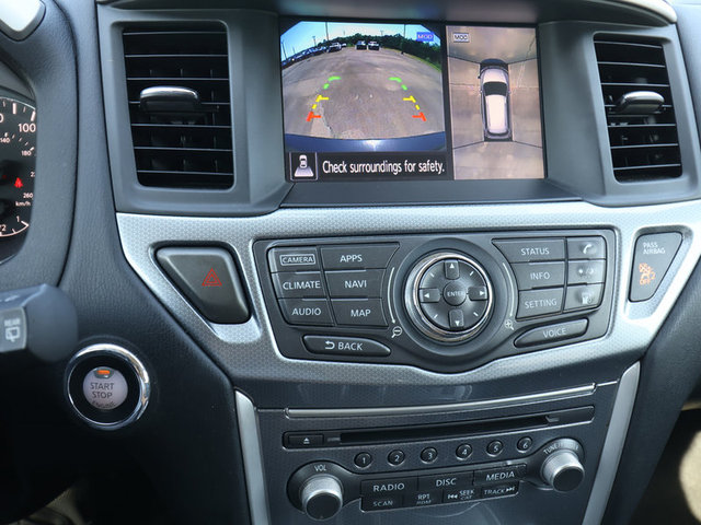 2019 Nissan Pathfinder SL 4WD