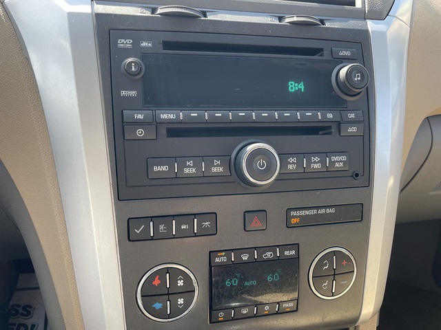 2011 Chevrolet Traverse LT w/2LT AWD