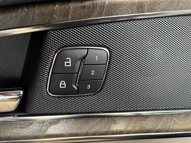 2019 Lincoln Nautilus Reserve AWD