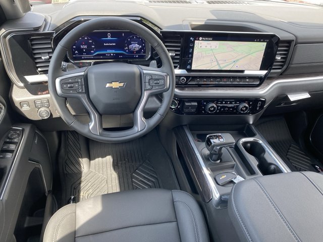 2025 Chevrolet Silverado 1500 LTZ 4WD 147WB