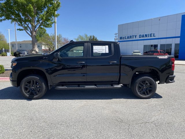 2025 Chevrolet Silverado 1500 Custom Trail Boss 4WD 147WB