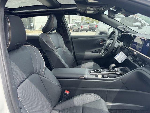 2025 Toyota Crown Platinum AWD
