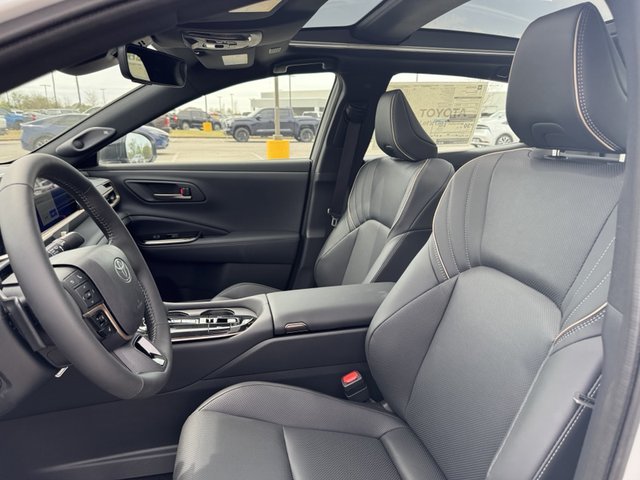 2025 Toyota Crown Platinum AWD