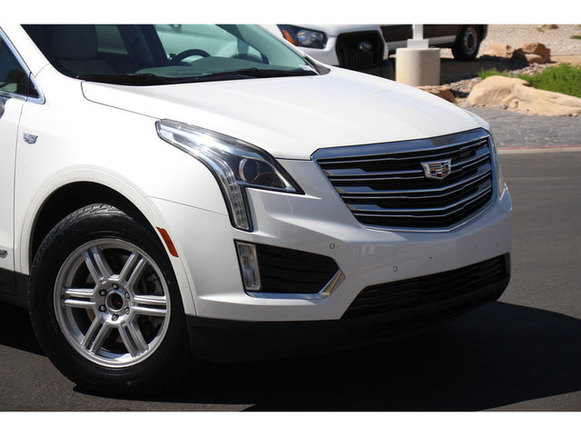2017 Cadillac XT5 Luxury FWD