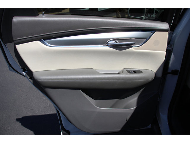 2017 Cadillac XT5 Luxury FWD