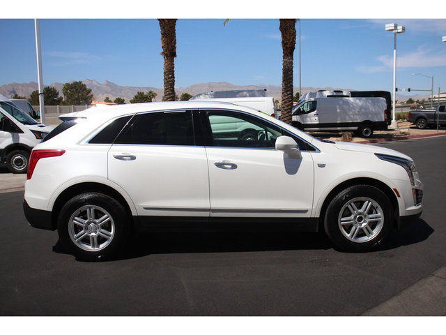2017 Cadillac XT5 Luxury FWD