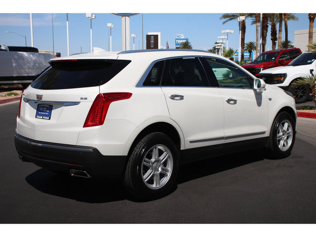 2017 Cadillac XT5 Luxury FWD