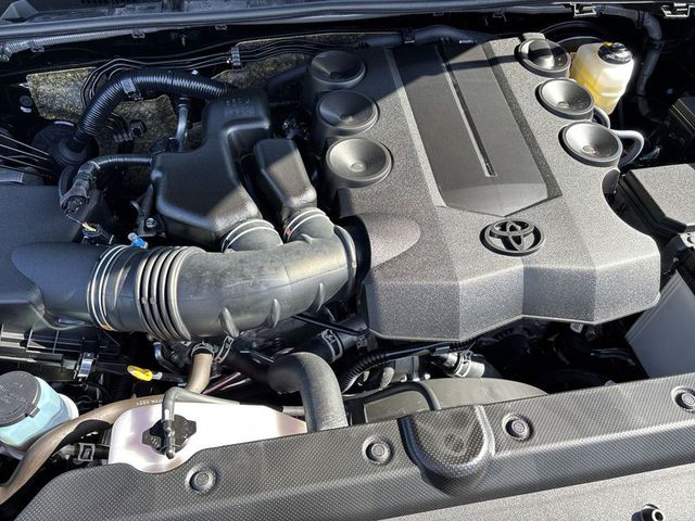 2024 Toyota 4Runner SR5 2WD