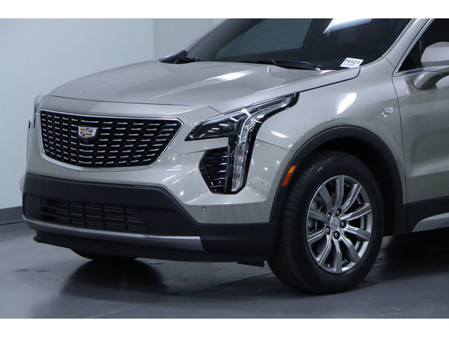 2022 Cadillac XT4 Premium Luxury AWD