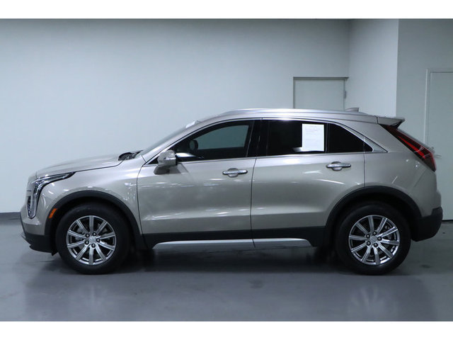 2022 Cadillac XT4 Premium Luxury AWD