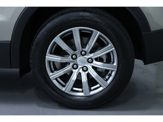 2022 Cadillac XT4 Premium Luxury AWD
