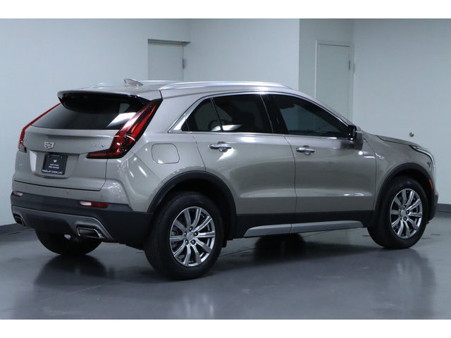 2022 Cadillac XT4 Premium Luxury AWD