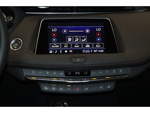 2022 Cadillac XT4 Premium Luxury AWD