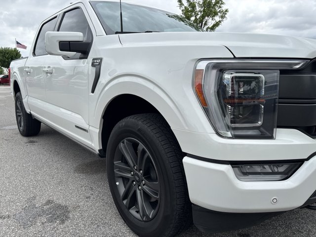 2023 Ford F-150 LARIAT 4WD 5.5ft Box