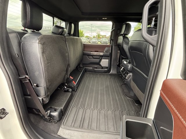 2023 Ford F-150 LARIAT 4WD 5.5ft Box