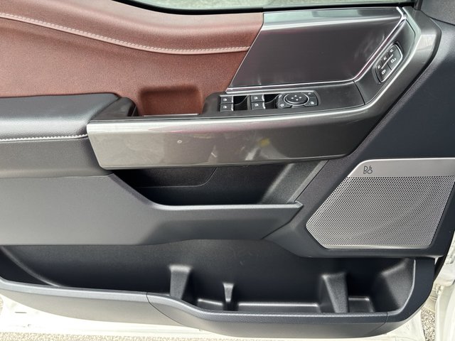 2023 Ford F-150 LARIAT 4WD 5.5ft Box