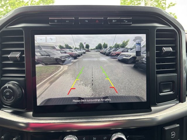 2023 Ford F-150 LARIAT 4WD 5.5ft Box