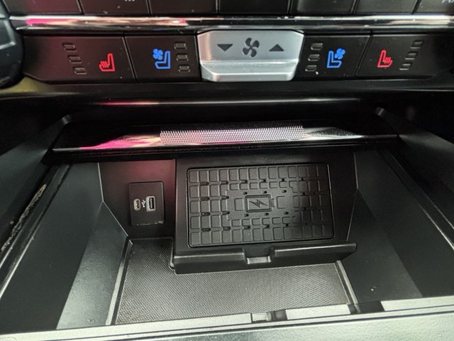 2023 Ford F-150 LARIAT 4WD 5.5ft Box