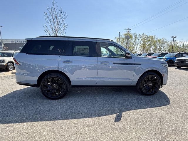 2025 Lincoln Navigator Reserve 4WD