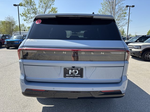 2025 Lincoln Navigator Reserve 4WD