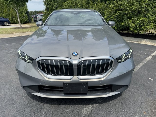 2024 BMW 5 Series 530i