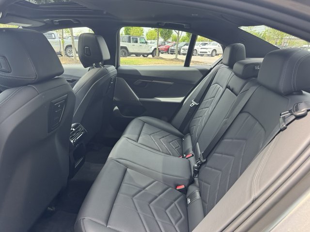 2024 BMW 5 Series 530i
