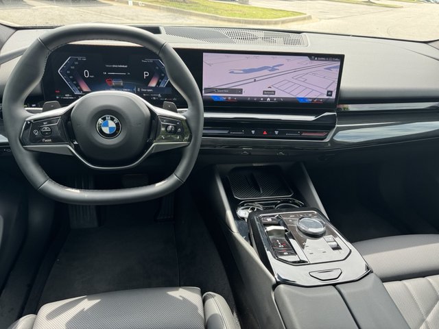 2024 BMW 5 Series 530i