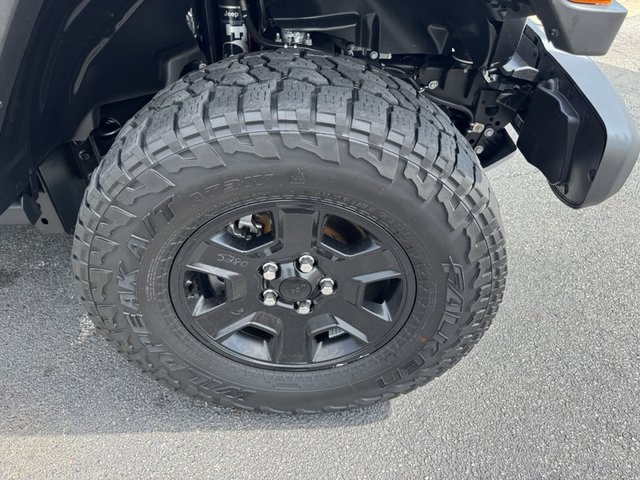 2023 Jeep Gladiator Mojave 4WD