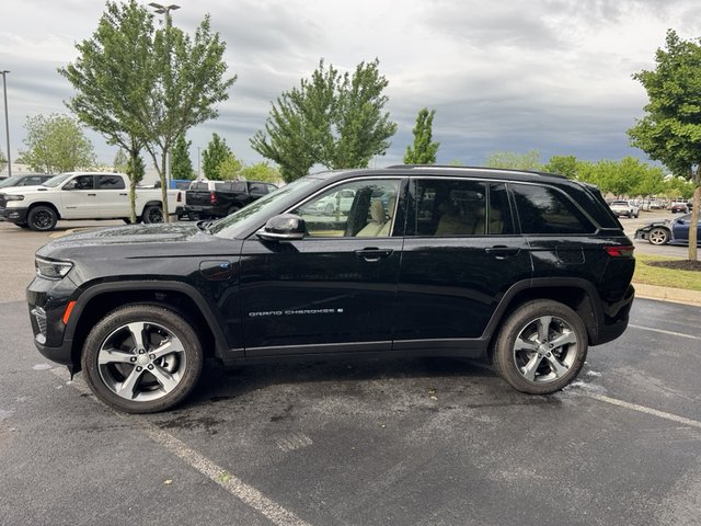 2023 Jeep Grand Cherokee 4WD 4xe