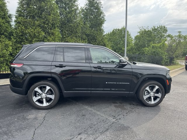 2023 Jeep Grand Cherokee 4WD 4xe
