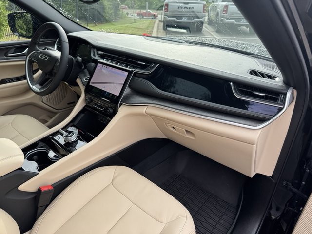 2023 Jeep Grand Cherokee 4WD 4xe