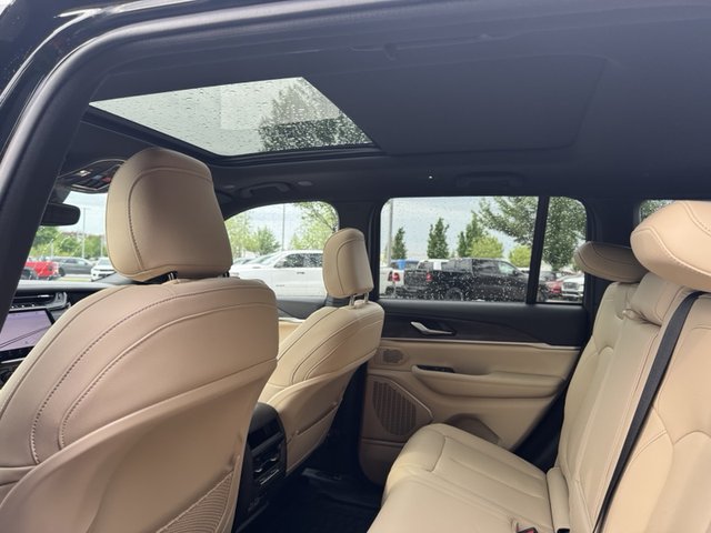 2023 Jeep Grand Cherokee 4WD 4xe