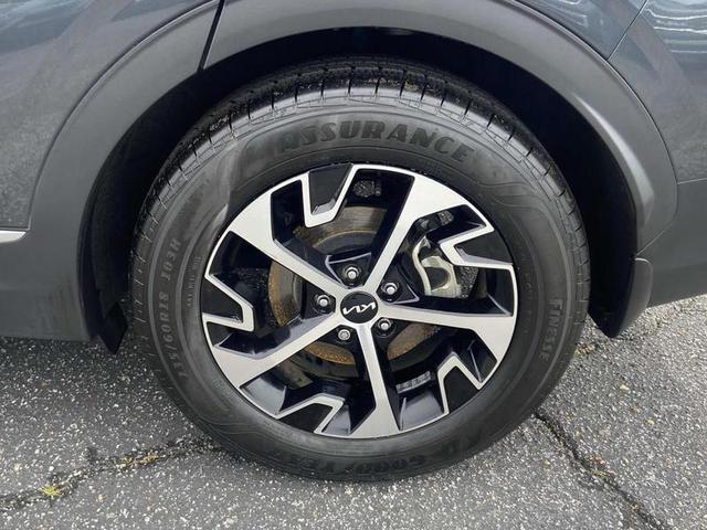 2024 Kia Sportage EX FWD